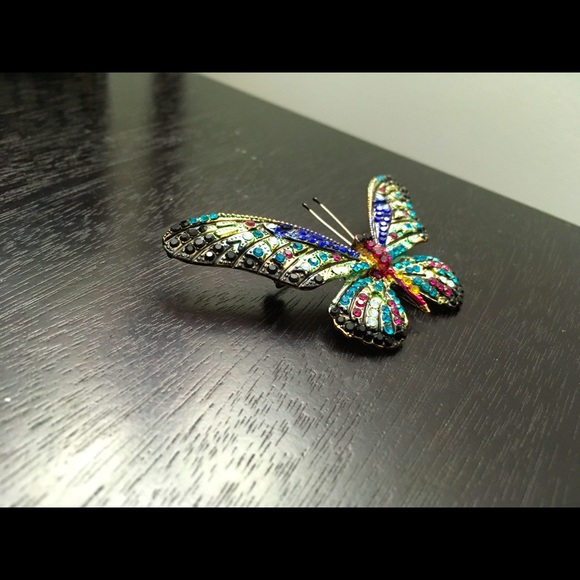 Multi Color Austrian Crystals Butterfly Two Tone Brooch Pin - Picture 7 of 14
